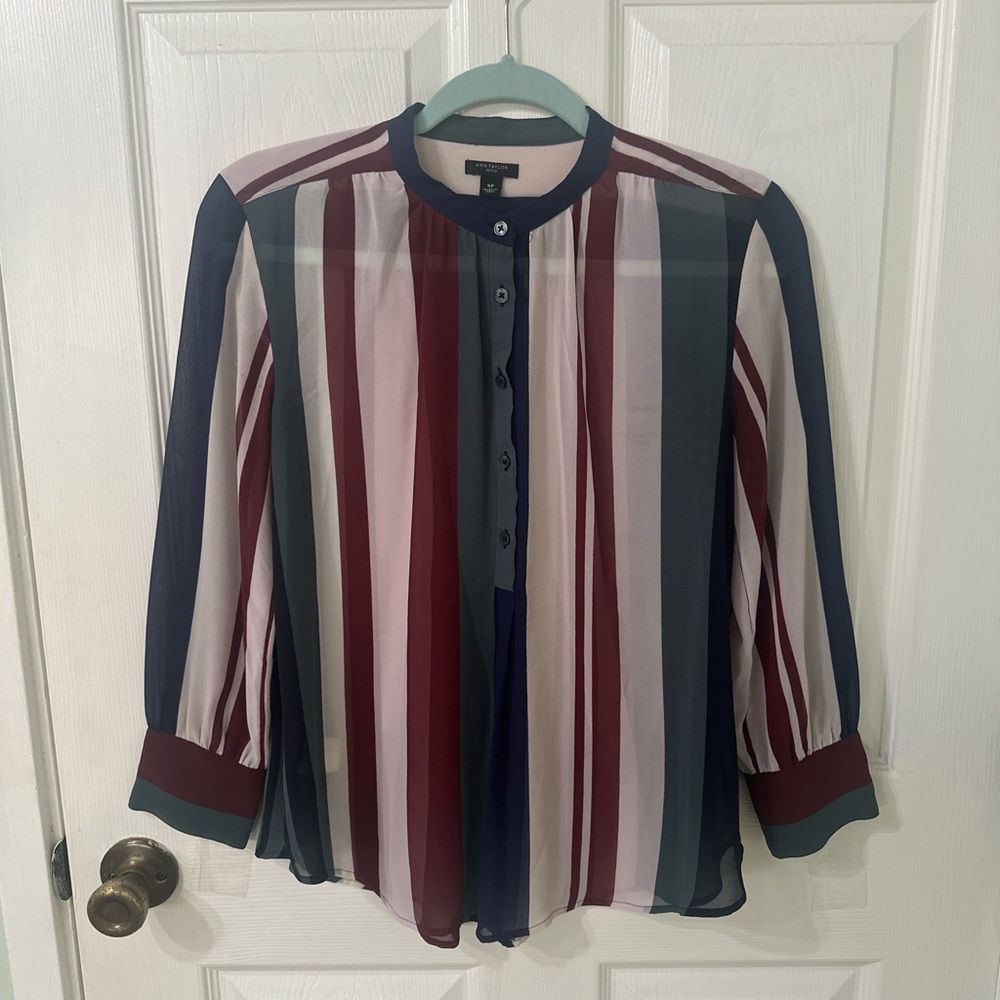 Ann Taylor Blue and Red Boxy Blouse with Mandarin Collar